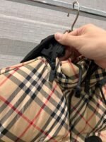 Burberry hooded stand collar plaid down vest jacket 90 down premium version high quality clothing - Image 7