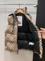 Burberry hooded stand collar plaid down vest jacket 90 down premium version high quality clothing - Image 5