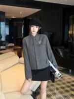 DIOR gray suit jacket with brooch high quality clothing - Image 4
