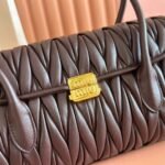 miumiu New autumn and winter baguette bag high-end version 1:1 handbag size: 28x11x15cm - Image 5