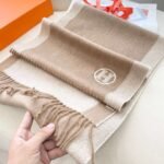 Hermès autumn and winter new cashmere scarf advanced version size 32x200cm - Image 12