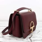 GUCCI premium shoulder bag, made of genuine leather size: 22.5 x 14 x 8 cm - Image 9