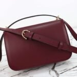GUCCI premium shoulder bag, made of genuine leather size: 22.5 x 14 x 8 cm - Image 8