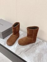Balenciaga latest Fall/Winter ski collection: snow boots - Image 6