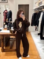 Ralph Lauren’s latest fall/winter collection: a high-quality sweatshirt featuring a bear wearing a coat.