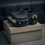 Balenciaga beach shoes hole shoes