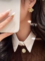 Dior exquisite openwork carved butterfly and heart-shaped pearl earrings (premium edition) - Image 2