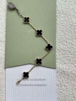 Van Cleef & Arpels Black Onyx Bracelet Premium Edition - Image 2