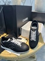 Chanel new 2025 casual shoes are made of calfskin material and are high-end - Image 2
