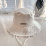 jacquemus raw edge drawstring bucket hat - Image 11