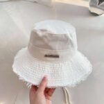 jacquemus raw edge drawstring bucket hat - Image 10