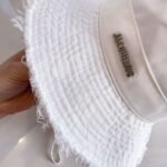 jacquemus raw edge drawstring bucket hat - Image 7