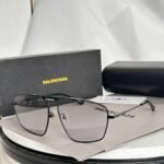 Balenciaga Sunglasses Premium Edition - Image 2