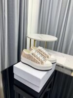 DIOR High-end canvas shoes - Image 8