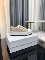 DIOR High-end canvas shoes - Image 7