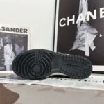 Nike Dunk Low Little Panda sneakers - Image 7