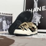 Nike Dunk Low Little Panda sneakers - Image 5