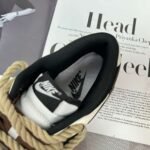 Nike Dunk Low Little Panda sneakers - Image 3