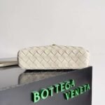 Bottega Veneta woven bag high quality size: 22*12.5*5cm - Image 7