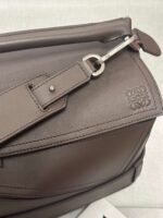 Loewe large shiny cow leather Puzzle Biker handbag, size: 33*14.7*21.5cm - Image 4