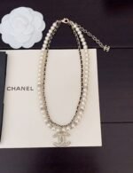 ch*nel black leather pearl double-layer necklace - Image 2