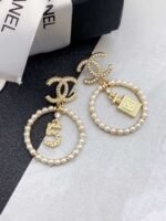 CHANEL 5-letter perfume bottle with double c stud earrings - Image 6