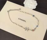 A white gold, blue and pink heart-shaped necklace - Image 2