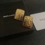 Saint Laurent classic letter stud earrings - Image 5