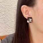 Chanel diamond-shaped double C stud earrings - Image 7