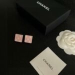 Chanel square double C stud earrings - Image 10