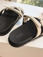 Hermes slippers - Image 4