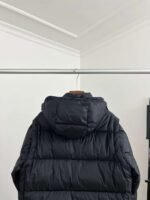 Moncler Fall/Winter New Arrivals Cyclone 2-in-1 detachable down jacket - Image 9