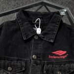 Balenciaga 2025 high-end denim jackets are made of 480g high-quality fabric - Image 5