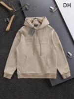 Balenciaga autumn and winter sweatshirt, a hot seller on the Paris catwalk, with a simple patch and letter logo on the chest - Image 8