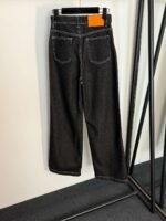Loro Piana High-waisted straight-leg denim trousers with embroidered logo and leather patch on the back pocket - Image 7