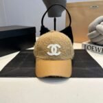 CHANEL winter baseball cap - Image 6