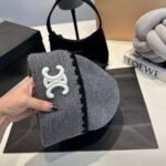 CELINE autumn/Winter knitted cap - Image 4