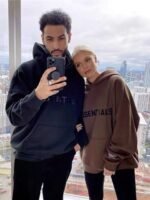 ESSENTIAIS Knitted Hoodie