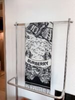 Burberry scarf - Image 7