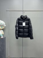 Moncler Cropped down jacket - Image 9