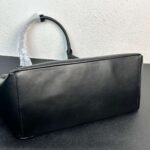 miumiu Tote Bag 38x38x18cm Premium version, pure cowhide version - Image 6