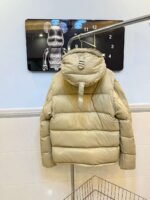 Burberry detachable hood long sleeve winter down jacket for men and women - Image 23