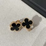 Van Cleef & Arpels Four-Leaf Clover Earrings Regular Edition - Image 2