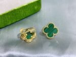Van Cleef & Arpels Four-Leaf Clover Earrings Regular Edition - Image 3