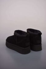 UGG Snow boots - Image 2