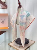 Hermès silk scarf dimensions: 90cm x 90cm - Image 14