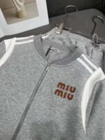miumiu casual suit S-L - Image 3