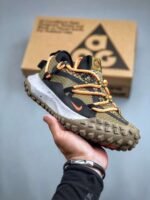 Nike Hiking Shoes Premium - Image 4