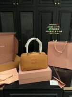 miumiu bowling bag 30x17cm - Image 7