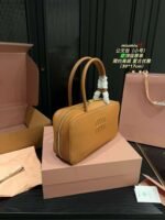 miumiu bowling bag 30x17cm - Image 5